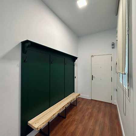 Catedral Square Apartment Севиля Екстериор снимка