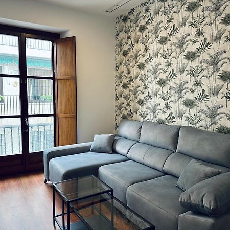 Catedral Square Apartment Севиля Екстериор снимка