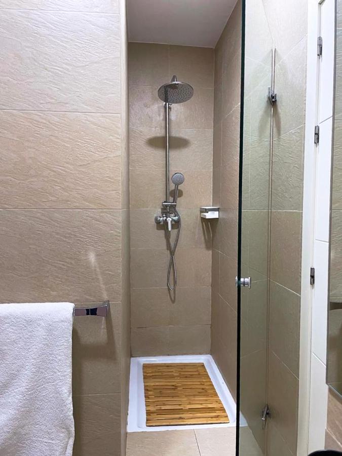 Catedral Square Apartment Севиля Екстериор снимка