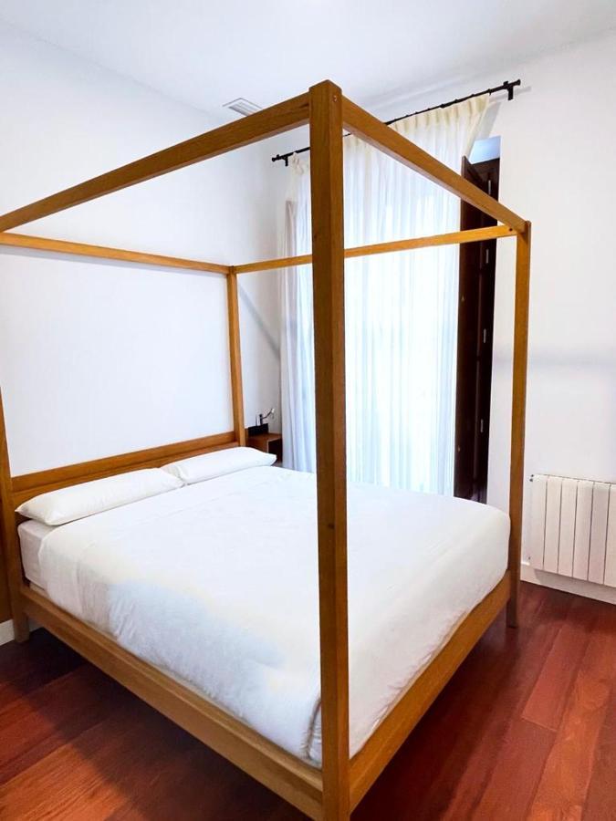 Catedral Square Apartment Севиля Екстериор снимка