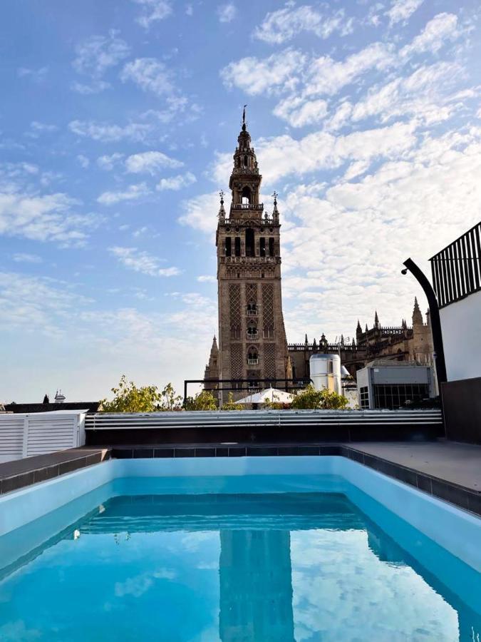 Catedral Square Apartment Севиля Екстериор снимка